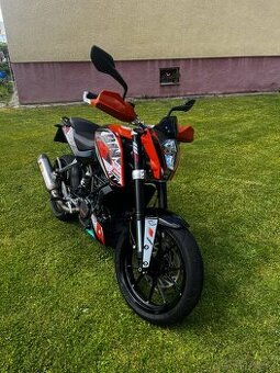 KTM Duke 125