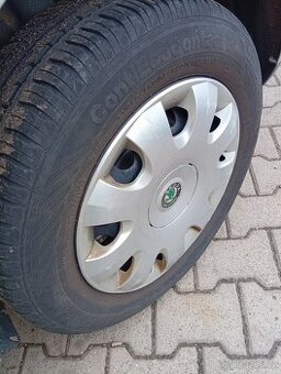 Prodám 5x112mm obuté plechové kola s letníma pneu 195 65 15