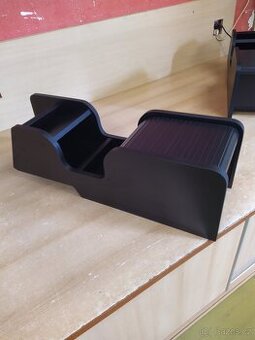 Toyota Proace Box/úložný prostor mezi sedačky