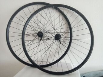 Ráfky zapletené Rodi Disk 27,5x1,9 nové a rovné,32 holes