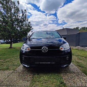 Volkswagen up 1.0 mpi benzín rok 2012