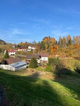 Pozemek a garáž