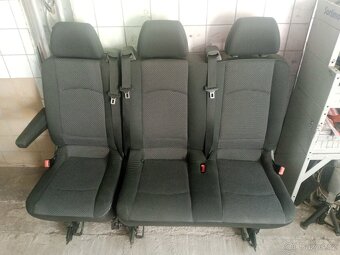 Trojsedak 2+1,MB VITO-639 nebo 447