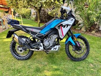CFMoto 450 MT
