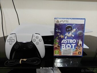 Playstation 5 s mechanikou / Astrobot
