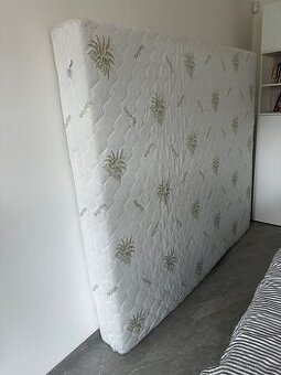 Eko matrace 180cm x 200cm x 25cm