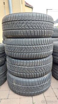 Pneu zimní, 4 ks, rozměr 225/40/19, 93H, zn. PIRELLI