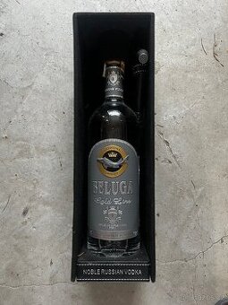 Beluga vodka v koženém pouzdře