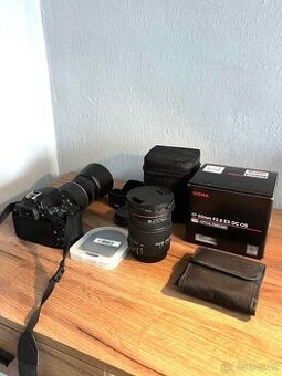 Canon EOS 250D + objektivy a příslušenství