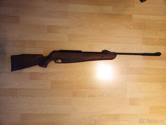 Klasická pružinová vzduchovka Kral Arms N-07 Wood 5.5