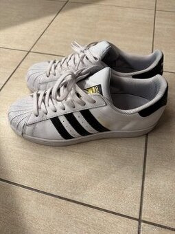 Adidas superstar