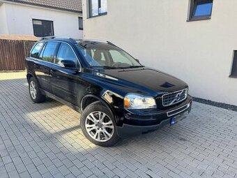 XC90 2,4D5,147KW, 4x4, 7míst, ser.kniha 2011