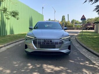 Audi e-trone 50. 2020 rok.143 000 km