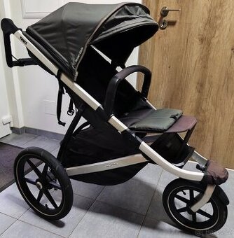 Thule Urban glide 2 v dvojkombinaci s mnoha příslušenstvím