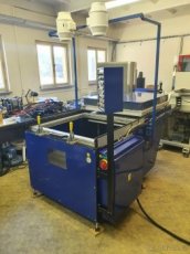 Vakuový tvářecí lis