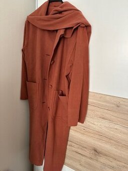 Prodám dámské oblečení