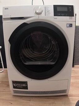 Sušička AEG 8000 series