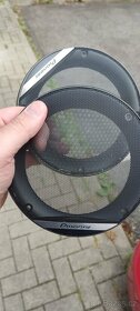 mřížky pro auto reproduktory 130 mm