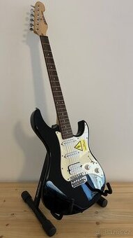 Elektrická kytara Yamaha EG 012 - 1