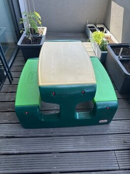 Piknikový stůl pro děti Little Tikes