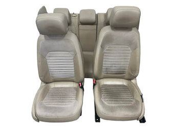 Sedačky světle béžová kůže alcantara VW Passat B7 kombi 2011