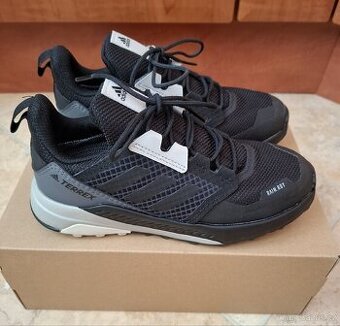 Dětské boty Adidas vel.34