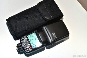 Blesk Meike MK910 pro Nikon