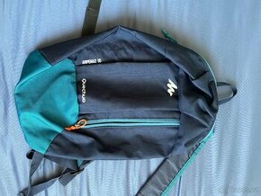 Batoh z Decatlonu