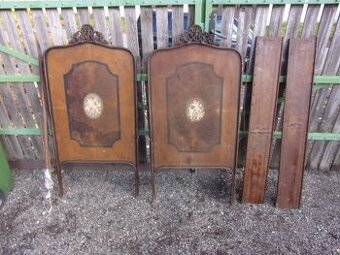 Postel dětská plechová s litinovým zdobením, viz. foto.