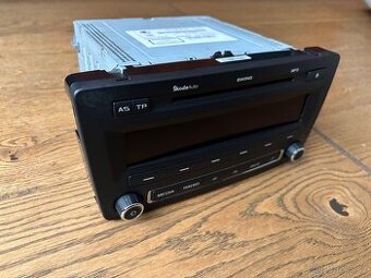 Autorádio SWING Škoda Octavia 2 MP3