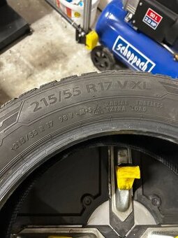 Pneu  Barum 215/55 R17