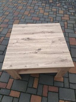 Konferenční stolek