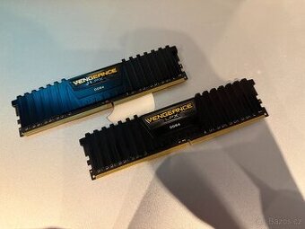 Corsair 16GB KIT DDR4 2666MHz CL16 Vengeance LPX černá