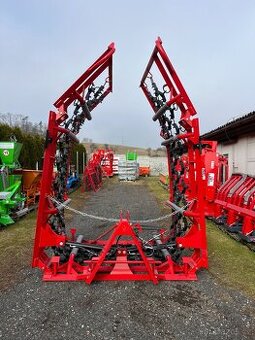 luční brány hydraulicky skládané