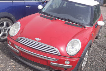 MINI Cooper S R50 / R53 - Náhradní díly z rozebíraného vozu