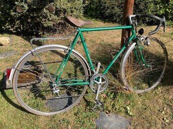 jízdní kolo Favorit