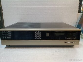 Grundig 2 x 4 Video rekordér 2000