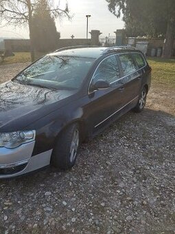 VW Passat B6 Variant Tažné Výhřev