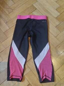 Legíny třičtvrťáky Nike vel. XS
