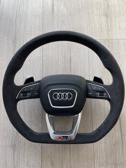 Audi rs skosený volant
