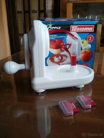 Dávkovač mýdla, V struhadlo-mandolína, termomísa, louskáček