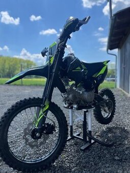 Pitbike Stomp 140ccm – TOP STAV – připravený na sezónu