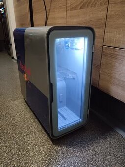 Redbull lednička