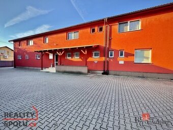 Pronájem, komerční/kanceláře, 21 m2, Plechanovova 694/23, Hr