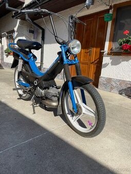 Manet Korado 216 s kartičkou