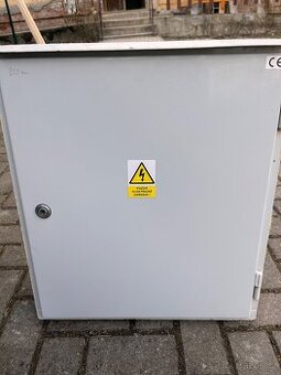 Elektroměrový rozvaděč AROVA SERVIS ES 6 1x25A/3+HDO šedý pr