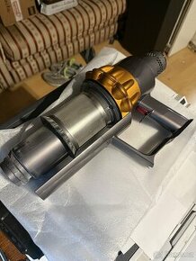 Vysavac dyson v15 cyklon s motorem