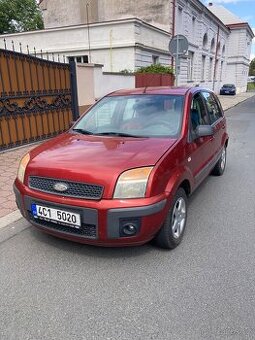 Ford Fusion 1.4 benzin 59 KW. Rok 2008. Tažné. Klima…