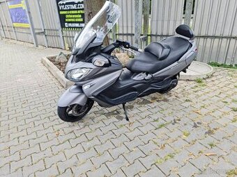 Suzuki Burgman 650