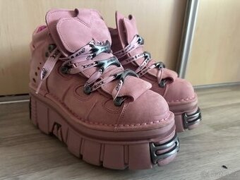 new rock boty